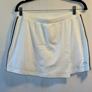 Varley Boston Mid Rise Skort 13.5 White Wrap Tennis Golf Skirt Size L NWT